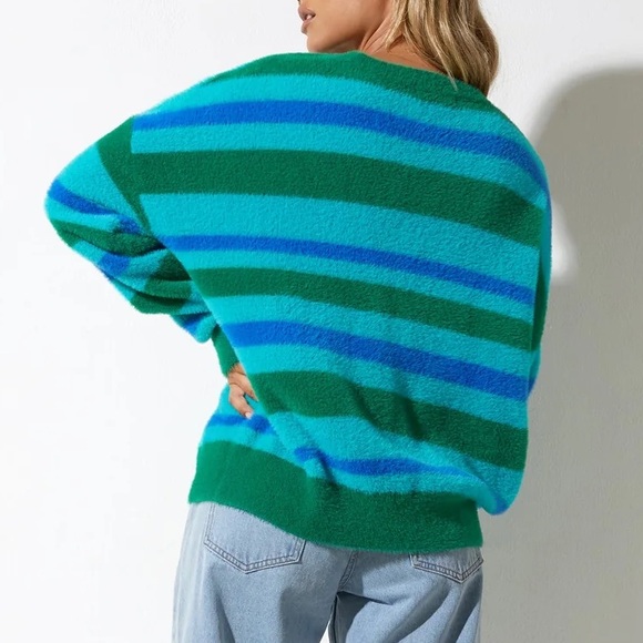 Motel Namari Sweater Jumper in Fluffy Yarn Turquoise — Size Small - Picture 2 of 8